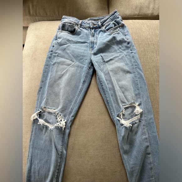American Eagle Outfitters Denim - American Eagle Mom Jeans